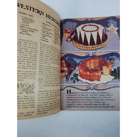 Betty Crocker's Holiday Heritage Cook Booklet 1966 General Mills Recipes Vintage - Picture 6 of 10